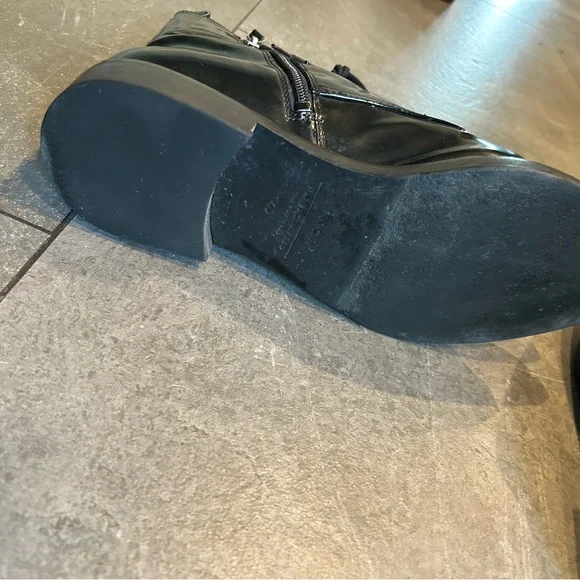 INCH2 Black Leather Boots - Picture 4 of 7